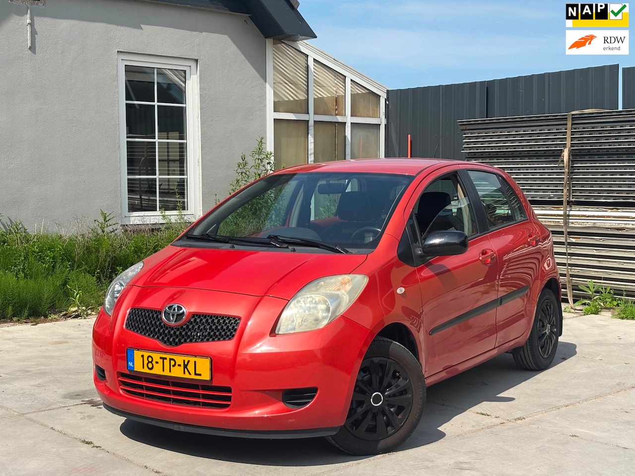 Toyota Yaris - 1.3 VVTi Sol | Nieuwe Koppeling | Airco | El. Ramen | Lederen bekleding | NAP | Rijdt en s - AutoWereld.nl