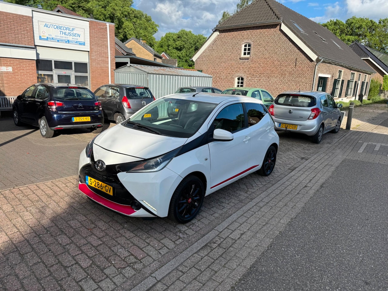 Toyota Aygo - 1.0 VVT-i x-cite 1.0 VVT-i x-cite - AutoWereld.nl