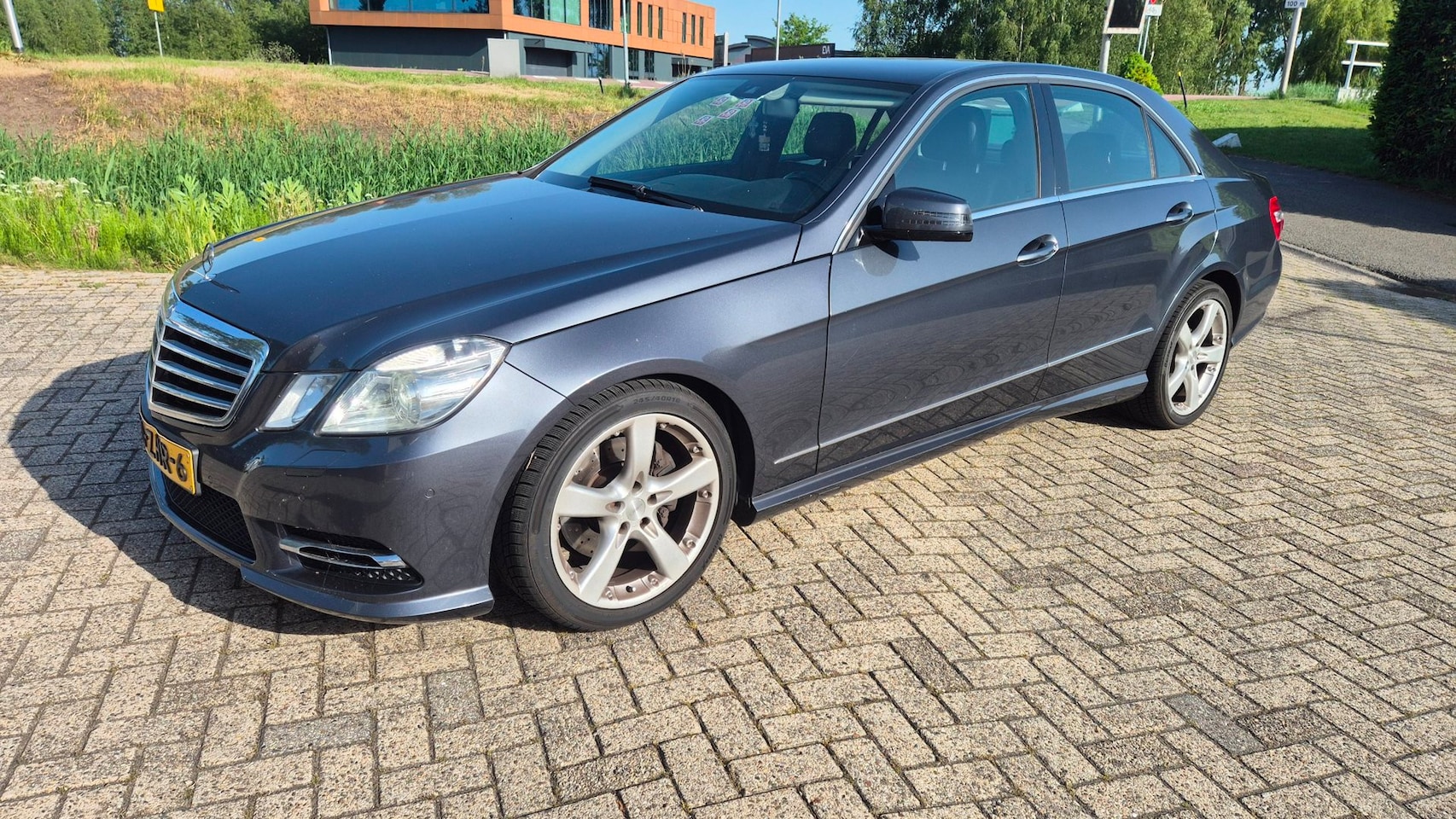 Mercedes-Benz E-klasse - 300 BlueTEC HYBRID Edition Sport 300 BlueTEC HYBRID Edition Sport - AutoWereld.nl