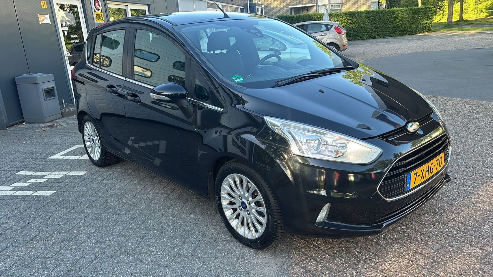 Ford B-Max - 1.0 EcoBoost Titanium Nieuwe distributie / Garantie / Apk - AutoWereld.nl