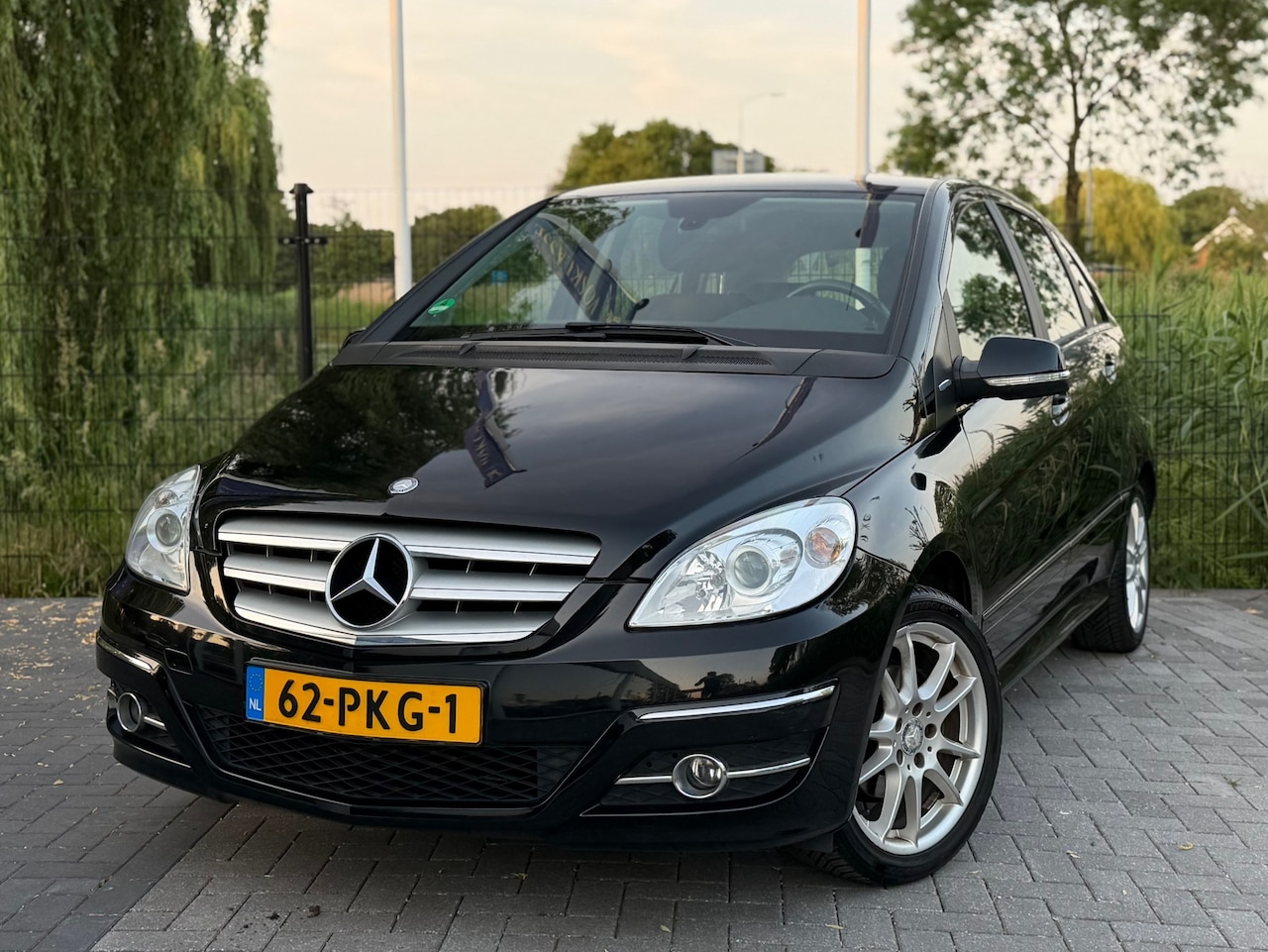 Mercedes-Benz B-klasse - 180 BlueEFFICIENCY Business CLass AIRCO / CRUISE / NAP - AutoWereld.nl