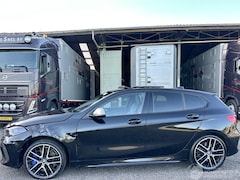 BMW 1-serie - M135i xDrive 306pk aut + f1 High Exe M-Sport Performance - pano - nap - hud - harman/kardo