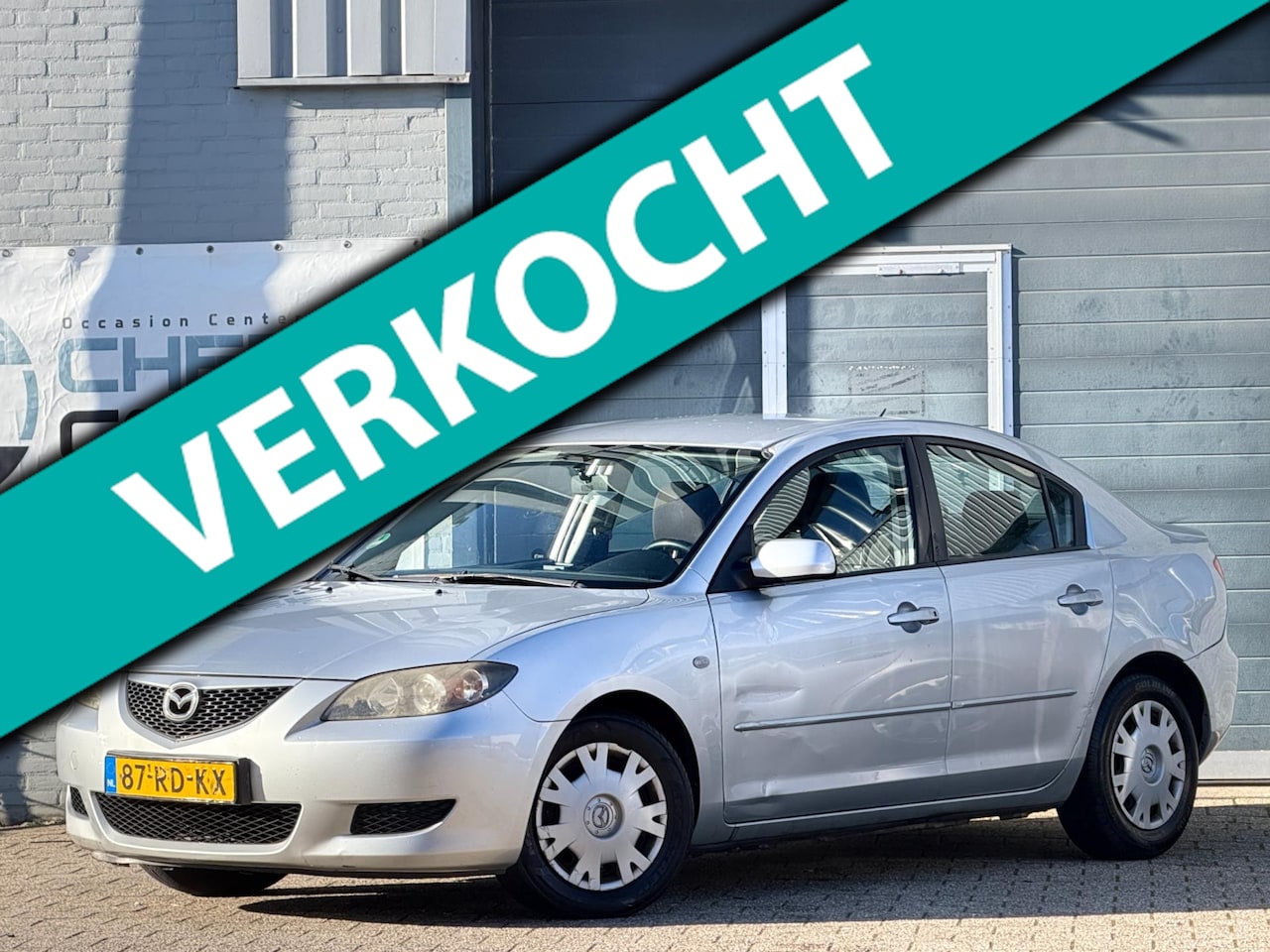 Mazda 3 - 1.6|NAP|APK|AIRCO|CARPLAY|LAGEKM|INRUILKOOPJE|BOEKJES! - AutoWereld.nl
