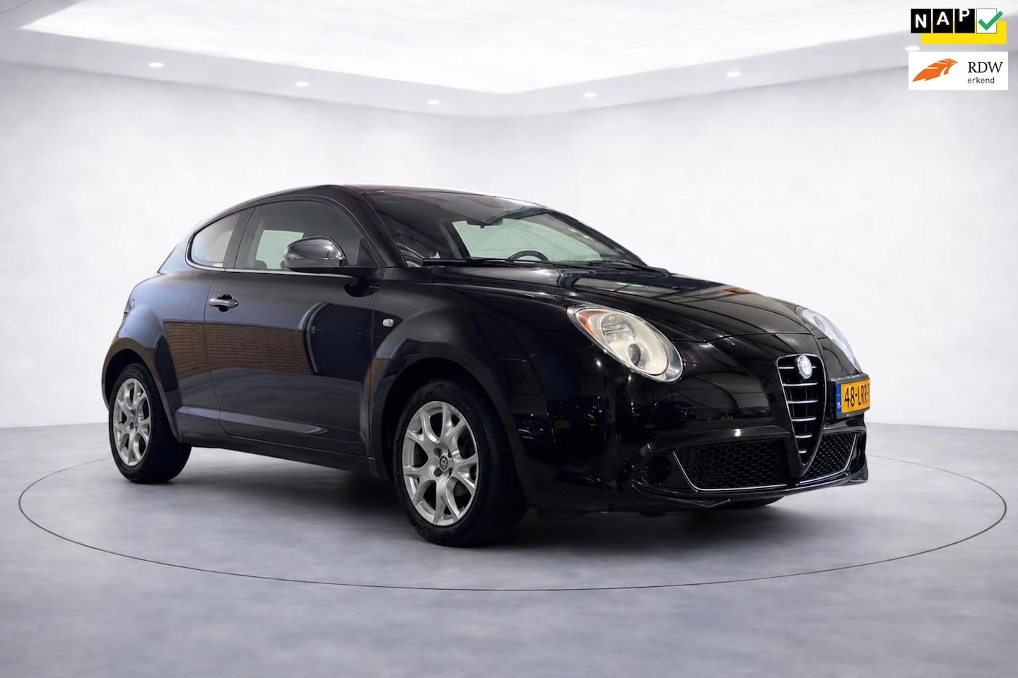 Alfa Romeo MiTo - 1.4 Distinctive|cruise|pdc|clima|trekhaak|NAP - AutoWereld.nl
