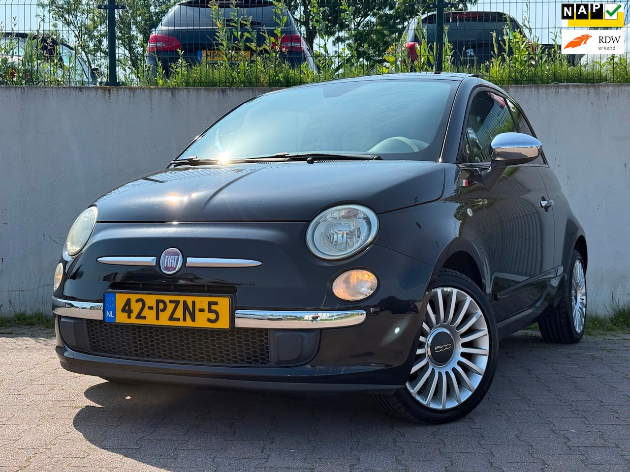 Fiat 500 - 1.2 Lounge/AUTOMAAT/SCHUIFDAK/AIRCO/NIEUWE APK AFLEVERING/ - AutoWereld.nl