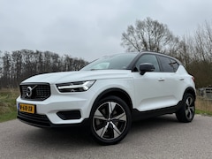 Volvo XC40 - 1.5 T4 Recharge R-Design Automaat / Panoramadak / Leder-Alcantara / Camera / Navi / 19" Ve