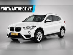 BMW X1 - sDrive20i AUTOMAAT*NL AUTO*AFN. TREKHAAK*DEALERONDERHOUDEN