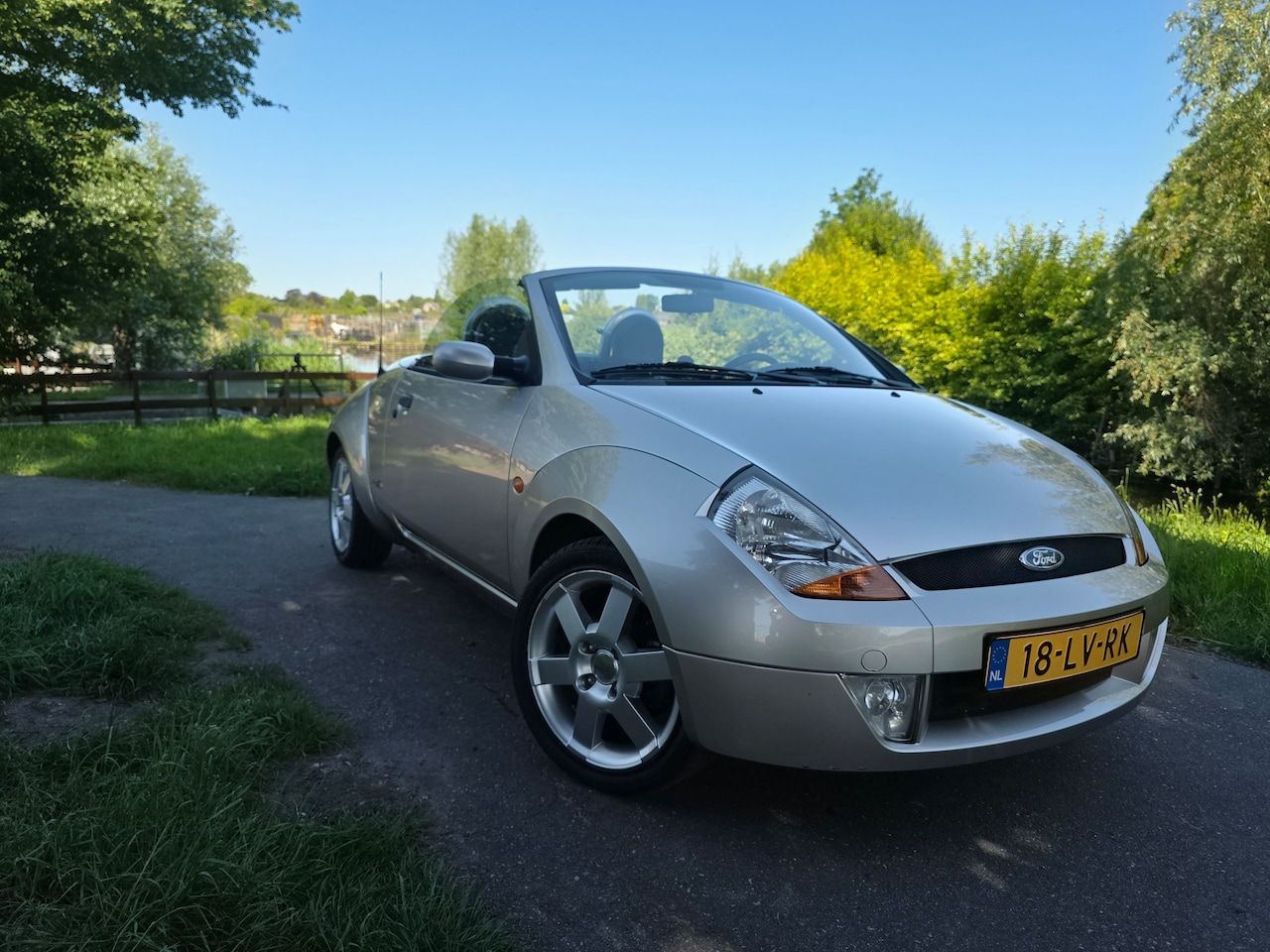 Ford Streetka - 1.6 First Edition - AutoWereld.nl