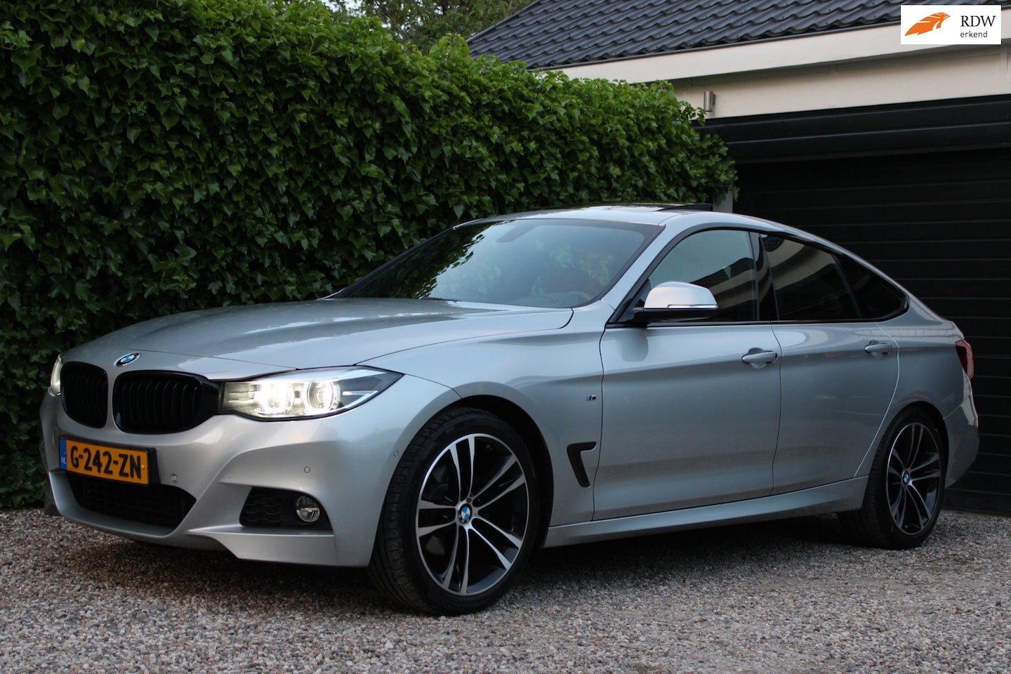 BMW 3-serie Gran Turismo - 320i High Executive Edition | M-Pakket - AutoWereld.nl