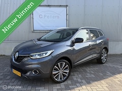 Renault Kadjar - 1.2 TCe Bose 2016 / Panoramadak / Stoelverwarming / Keyless / LED koplampen / NAP