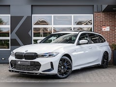 BMW 3-serie Touring - 330e xDrive M-Sport | Panorama | Harman/Kardon | Memory | Trekhaak | Parking Ass. Plus | 1