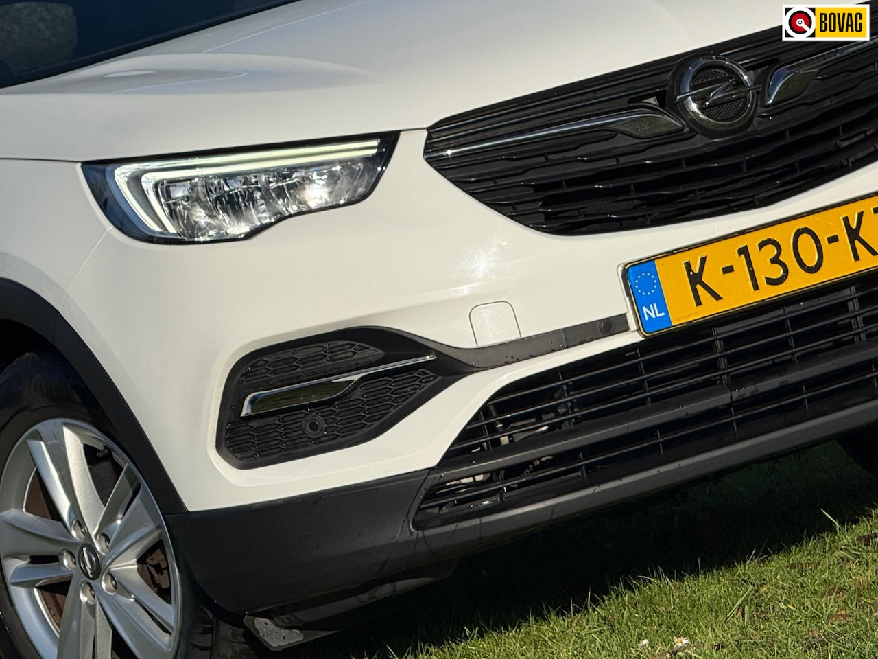 Opel Grandland X - 1.2 Turbo Business Edition - Summit White - Camera/Carplay/Clima - AutoWereld.nl