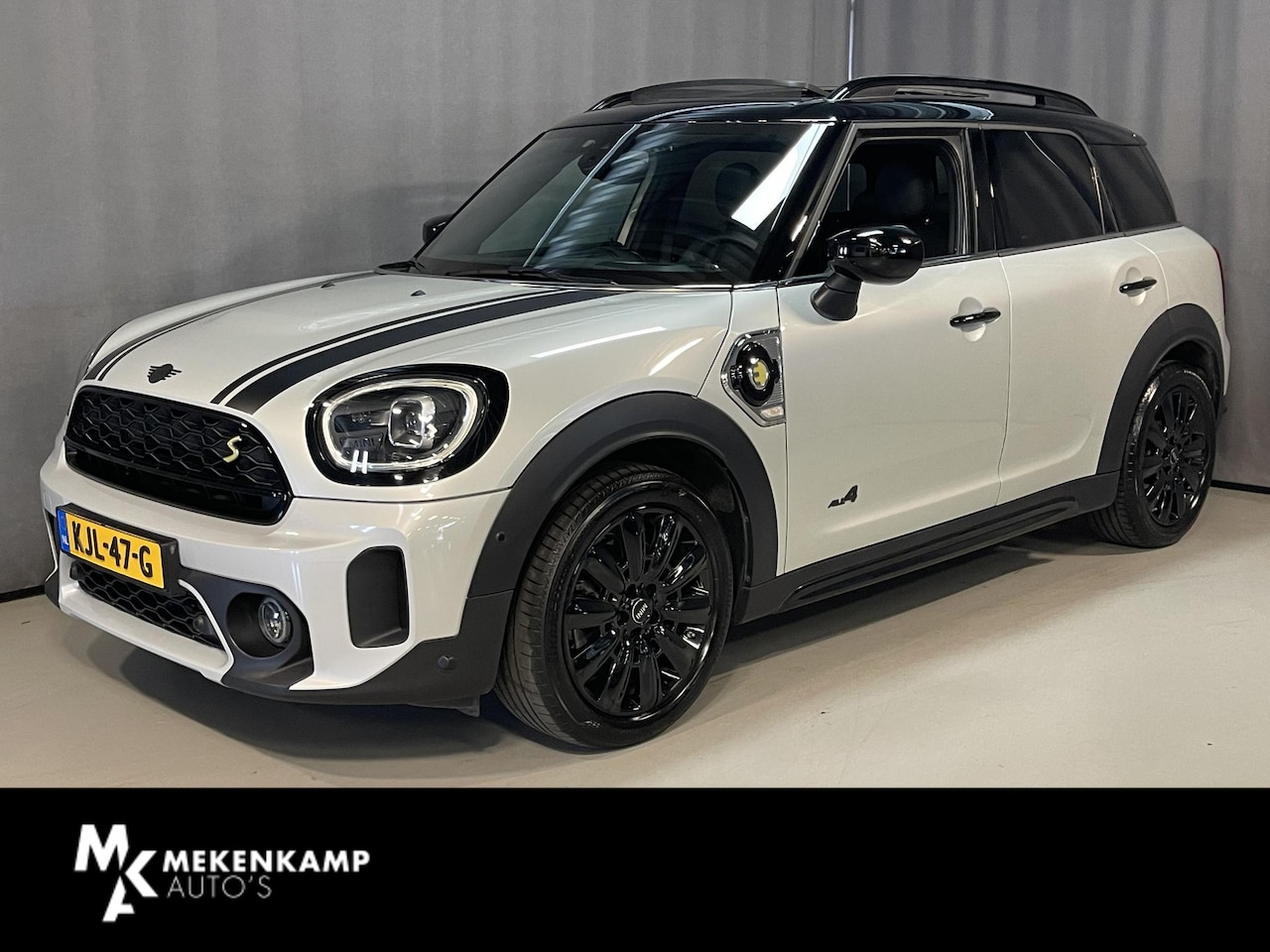 MINI Countryman - 1.5 Cooper S E ALL4 18"/Panoramadak/Adaptieve cruise/Leder + memory + stoelverwarming/Harm - AutoWereld.nl