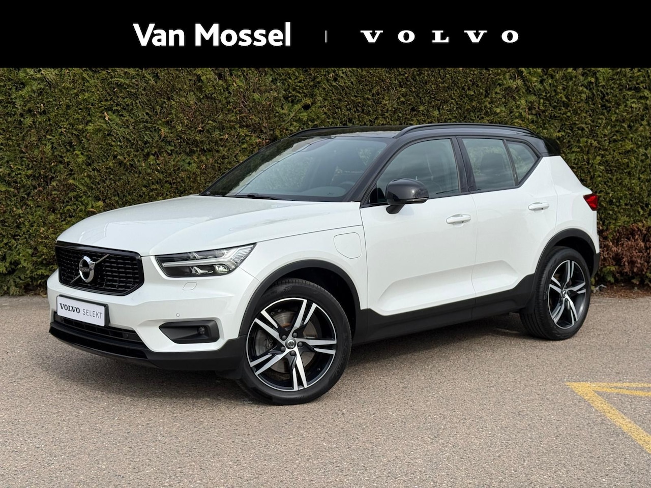 Volvo XC40 - T5 Recharge R-Design | Blis | Trekhaak | AppleCarplay | Google | Bluetooth | Keyless | - AutoWereld.nl