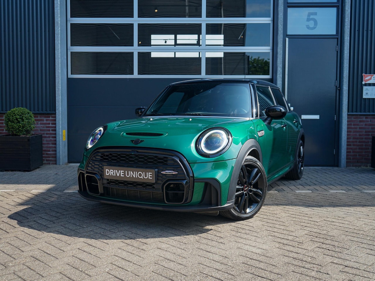 MINI Cooper S - 2.0 Rockingham GT Edition - AutoWereld.nl
