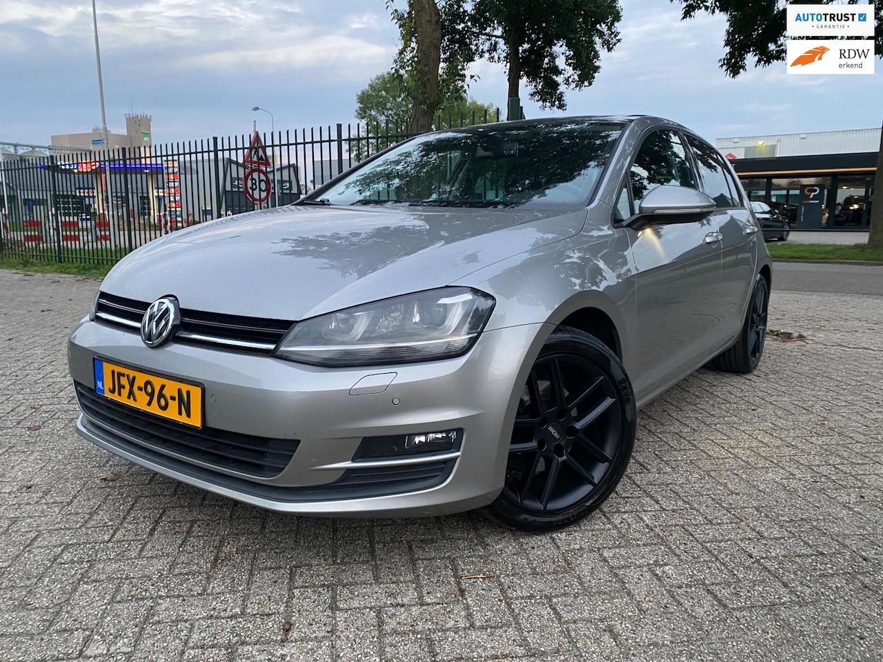 Volkswagen Golf - 1.4 TSI ACT Highline Pano Pdc Cruise Tel Xenon - AutoWereld.nl
