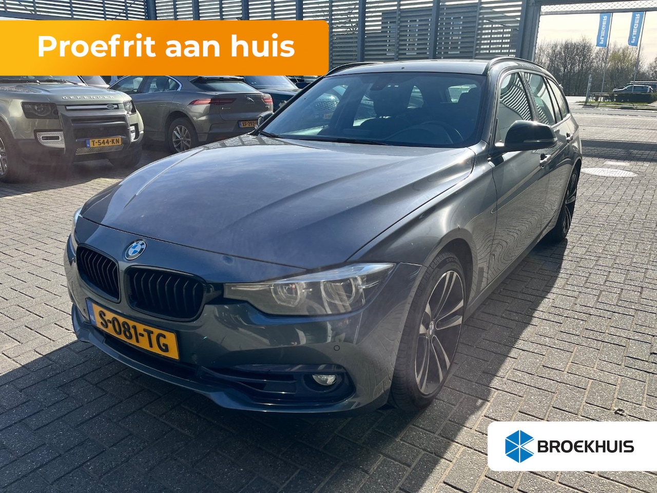 BMW 3-serie Touring - 320i Luxury Edition 18" Lichtmetaal | Climate | Cruise | Stoelverwarming | Parkeersensoren - AutoWereld.nl