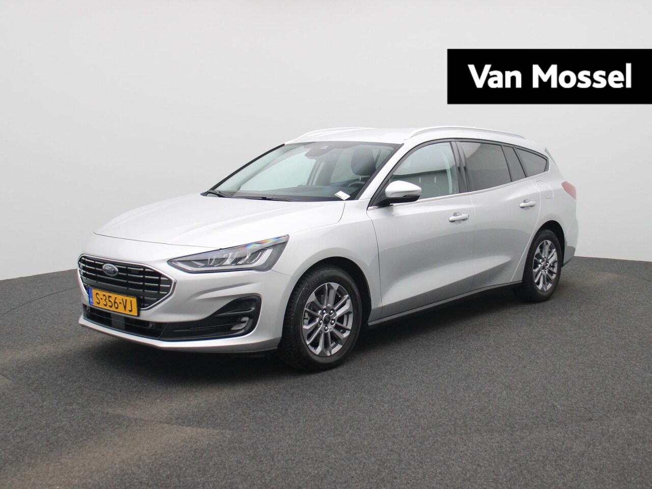 Ford Focus Wagon - 1.0 EcoBoost Hybrid Titanium | NAVIGATIE | APPLE CARPLAY - ANDROID AUTO | PARKEERSENSOREN - AutoWereld.nl