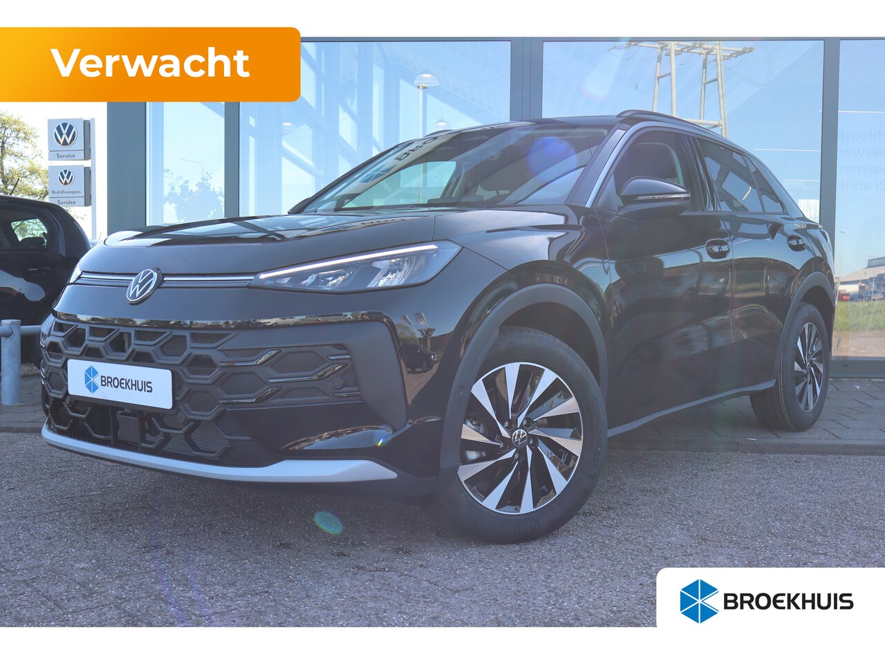 Volkswagen T-Roc - Life First Edition | 'App-Connect' draadloze smartphone integratie | Automatische afstands - AutoWereld.nl