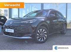 Volkswagen T-Roc - Life First Edition | 'App-Connect' draadloze smartphone integratie | Automatische afstands
