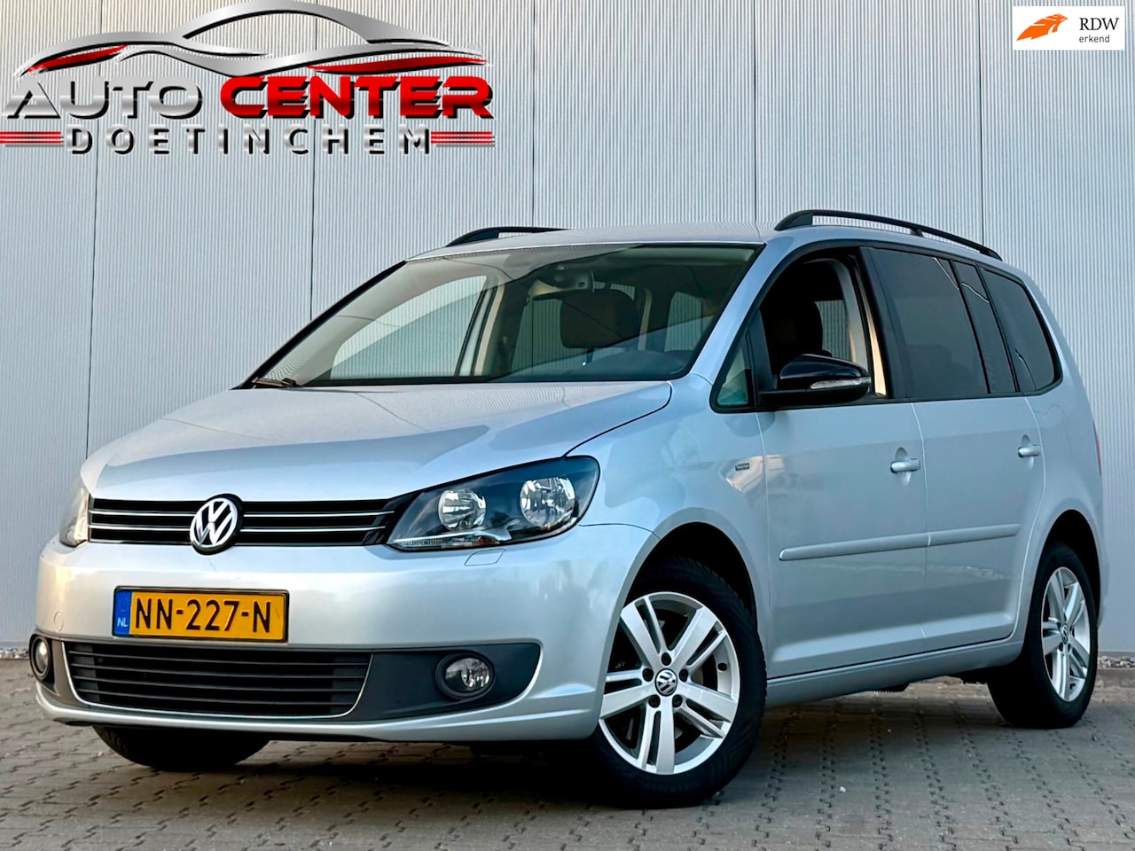 Volkswagen Touran - 1.4 TSI Highline Automaat StoelV Airco Apk - AutoWereld.nl