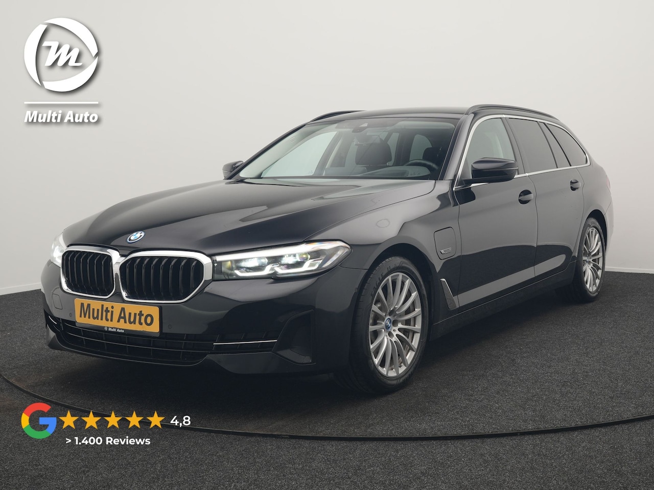 BMW 5-serie Touring - 520e Business Edition Plus PHEV 204pk Dealer O.H. | Head Up | Camera | Lederen Comfortstoe - AutoWereld.nl