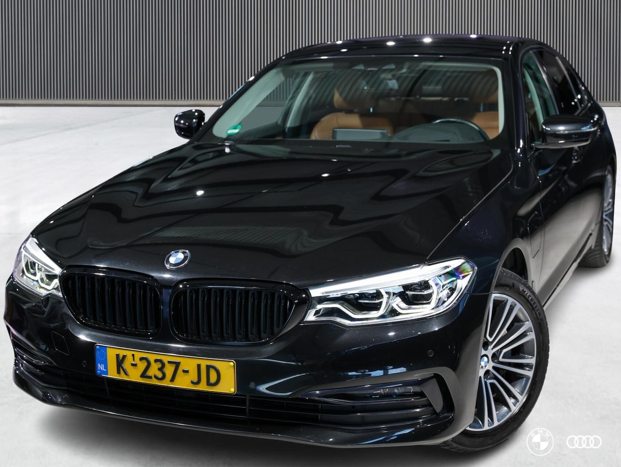 BMW 5-serie - 530E SPORT LINE / SOFTCLOSE / HEADUP / LEDER / HIFI / 18" - AutoWereld.nl