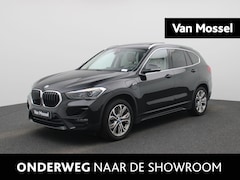 BMW X1 - xDrive25e (162 kW) | WORDT VERWACHT | PANORAMADAK | ACHTERUITRIJCAMERA | ELEKTRISCHE KOFFE