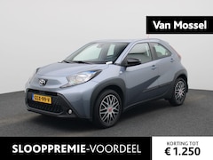 Toyota Aygo X - 1.0 VVT-i S-CVT Play Automaat | Apple/Android Play | Camera | Cruise | DAB | LED | 12 Maan