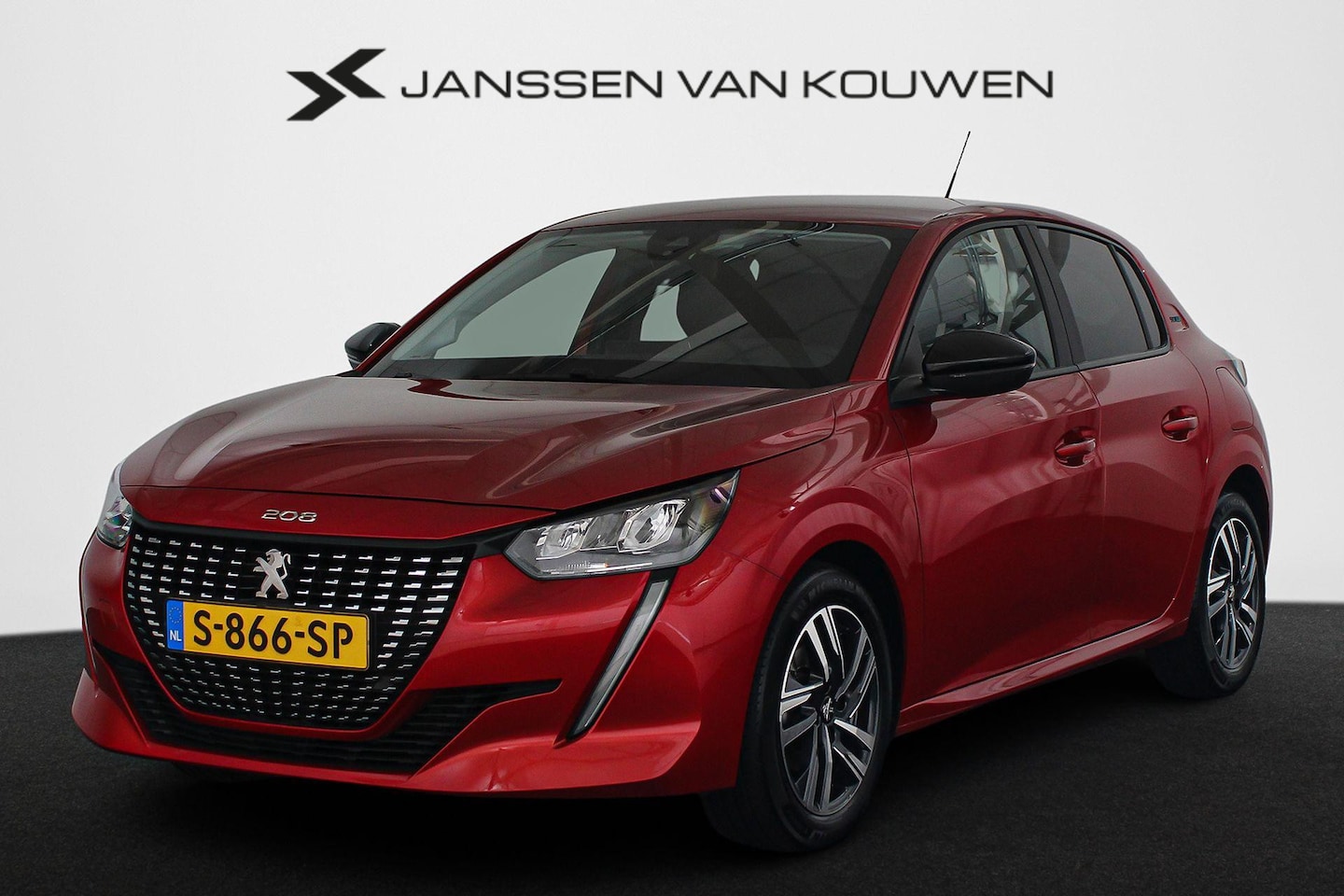 Peugeot 208 - 1.2 PureTech Style Navigatie Achteruitrijcamera Apple CarPlay - AutoWereld.nl