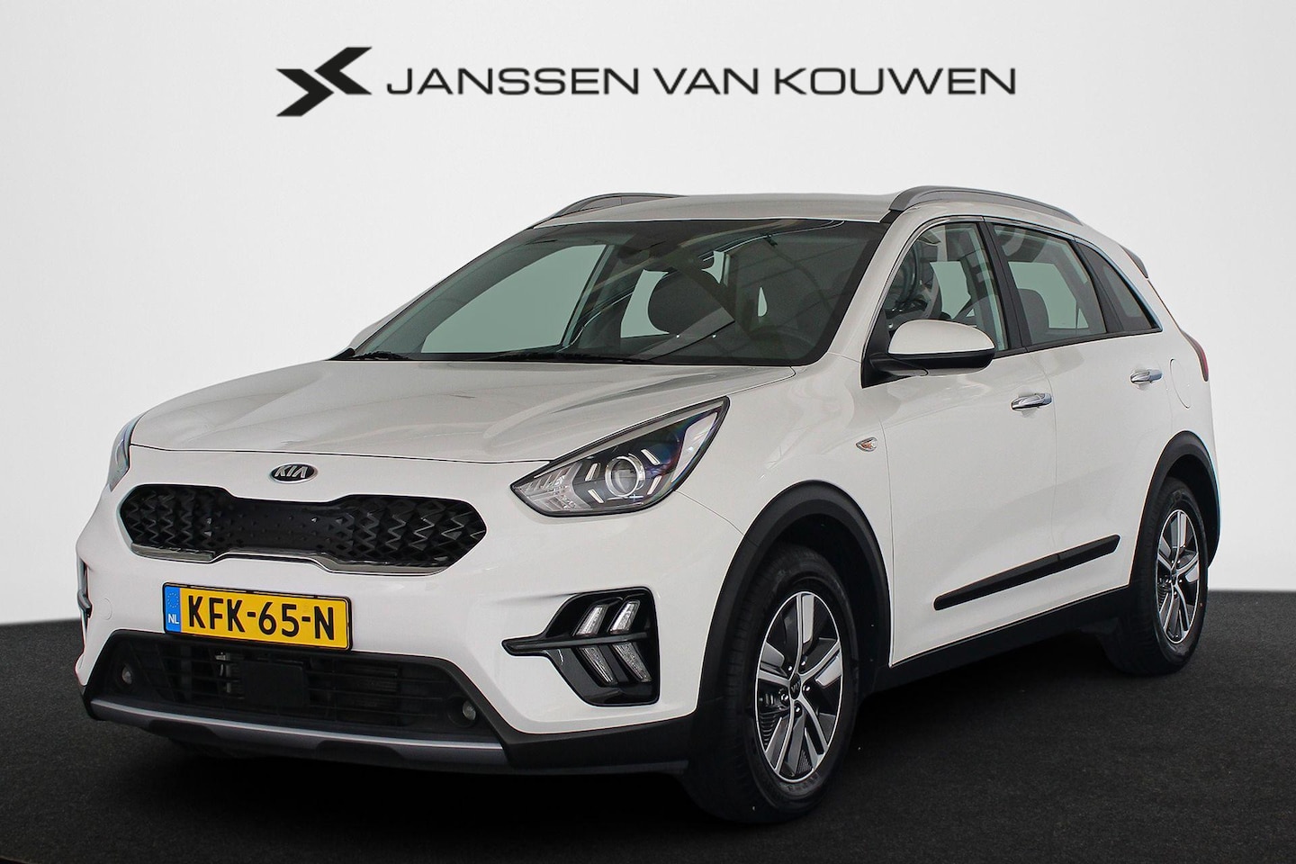 Kia Niro - 1.6 GDi Hybrid DynamicLine Achteruitrijcamera Apple CarPlay - AutoWereld.nl