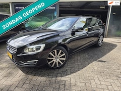 Volvo V60 - 2.4 D6 Twin Engine R-Design | 12MND GARANTIE | FULL OPTIONS | SCHUIFDAK | ACC | NAVI |