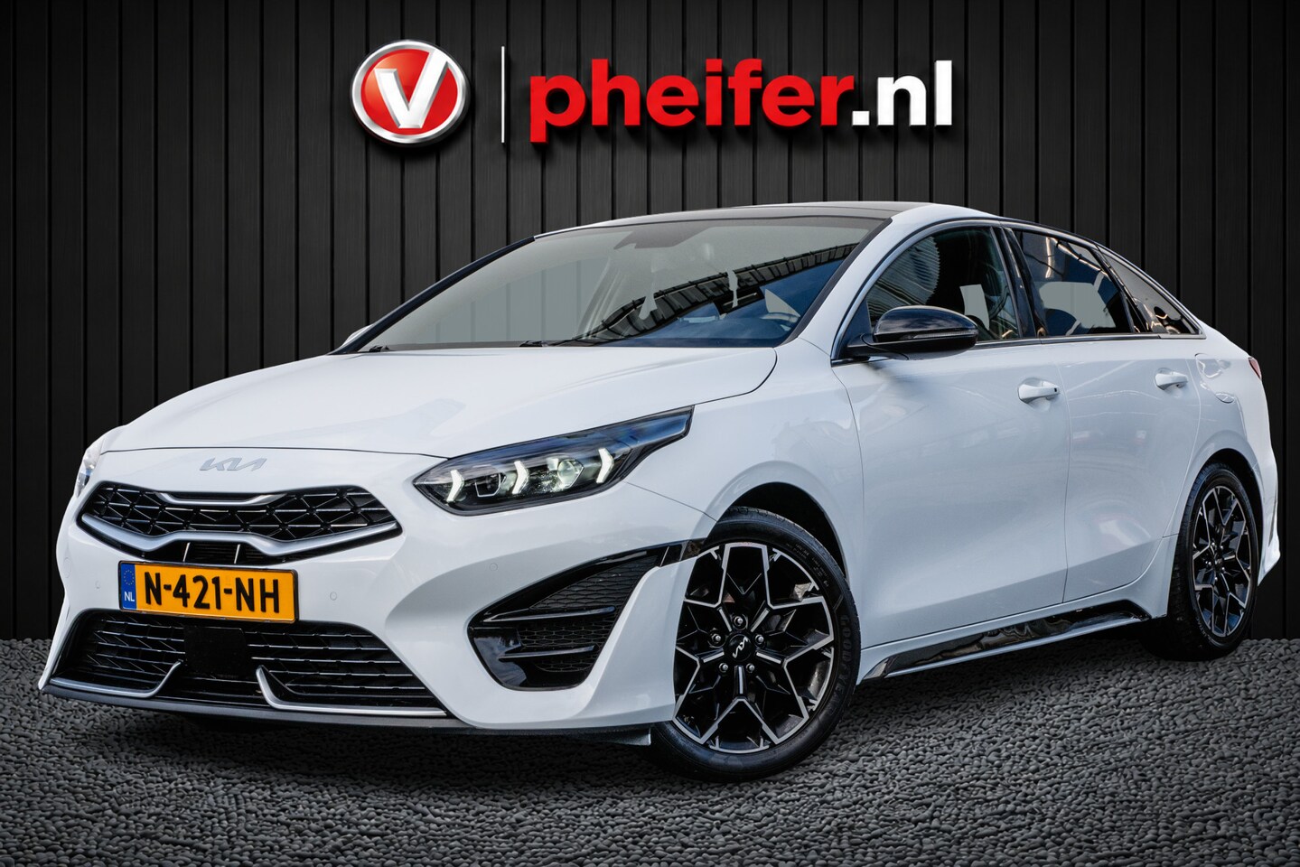 Kia Pro cee'd - 1.0 T-GDi 120pk GT-PlusLine Elek. panoramadak/ Stuur+stoelverwarming/ Elek. achterklep/ Ca - AutoWereld.nl