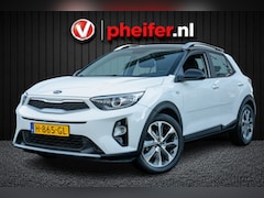 Kia Stonic - 1.0 T-GDi DynamicLine Trekhaak/ Camera/ Navigatie/ Carplay/ 17" lmv/ Cruise control/ Airco
