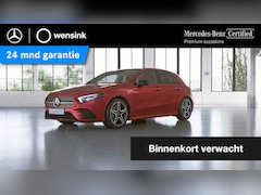Mercedes-Benz A-klasse - 250 e Business Line | AMG | Night | Panoramadak | Widescreen | Stoelverwarming | Sfeerverl