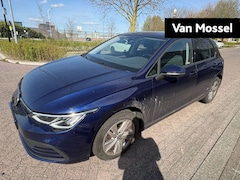 Volkswagen Golf - 1.5 TSI Life 130 PK| Dealeronderhouden | Navigatie | Stoelverwarming | Stuurwielverwarming