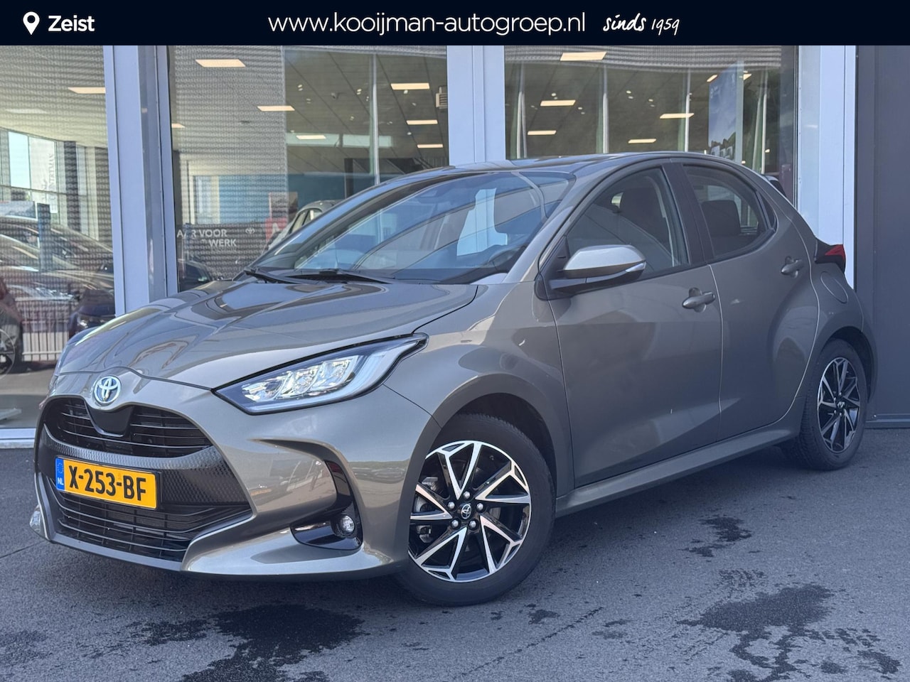 Toyota Yaris - 1.5 Hybrid Dynamic NL Auto | Climate control | Keyles entry | startknop - AutoWereld.nl