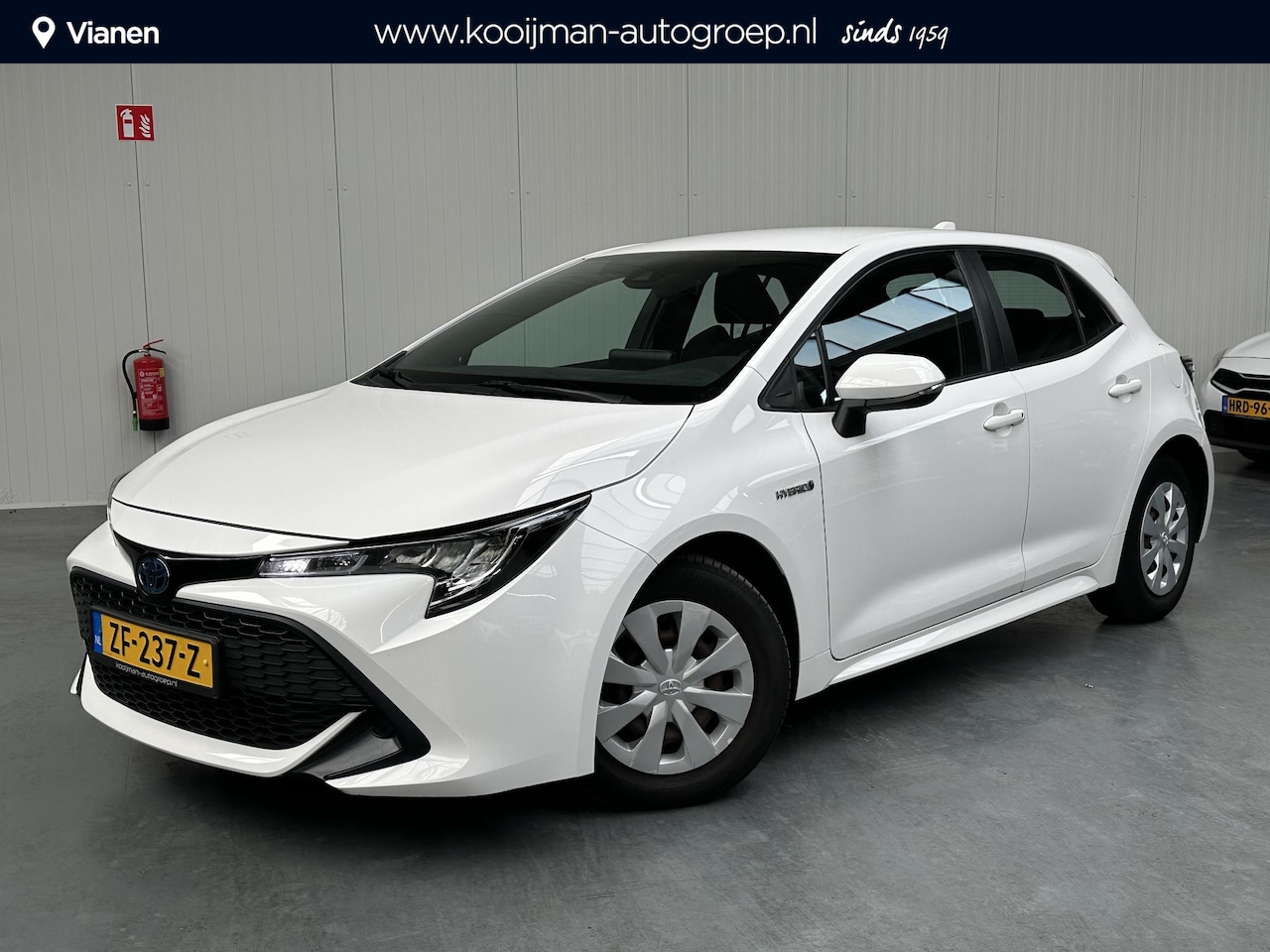 Toyota Corolla - 1.8 Hybrid Comfort 1.8 Hybrid Comfort - AutoWereld.nl