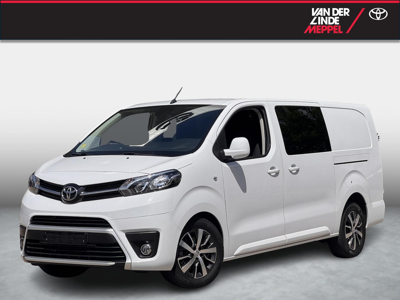 Toyota PROACE Long Worker - 2.0 D-4D Professional DC Stoel Trekhaak Cruise - AutoWereld.nl