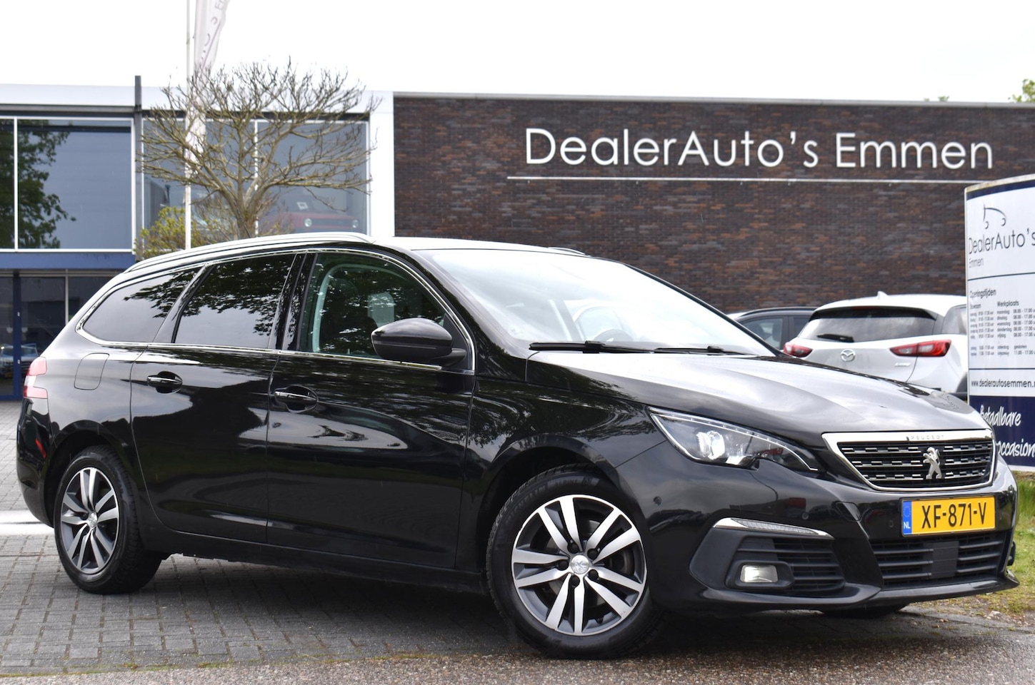Peugeot 308 SW - 1.2 PureTech Blue Lease Premium 1.2 PureTech Blue Lease Premium - AutoWereld.nl