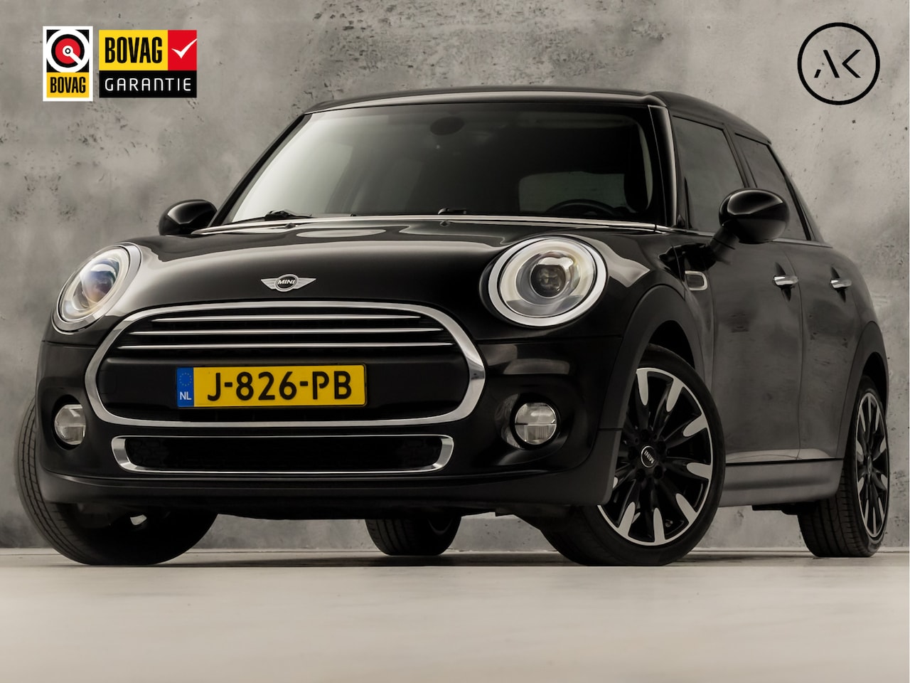 MINI One - 1.2 One Sport Automaat (NAVIGATIE, CLIMATE, LEDER, STOELVERWARMING, SPORTSTOELEN, PARKEERS - AutoWereld.nl