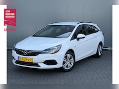 Opel Astra Sports Tourer - BJR 2021 1.2 111 PK Edition TREKHAAK | AGR STOEL | CARPLAY | PDC | CLIMA | CRUISE