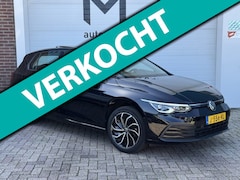 Volkswagen Golf - 1.5 TSI Life -Panoramadak-LED-Sfeer-Trekhaak