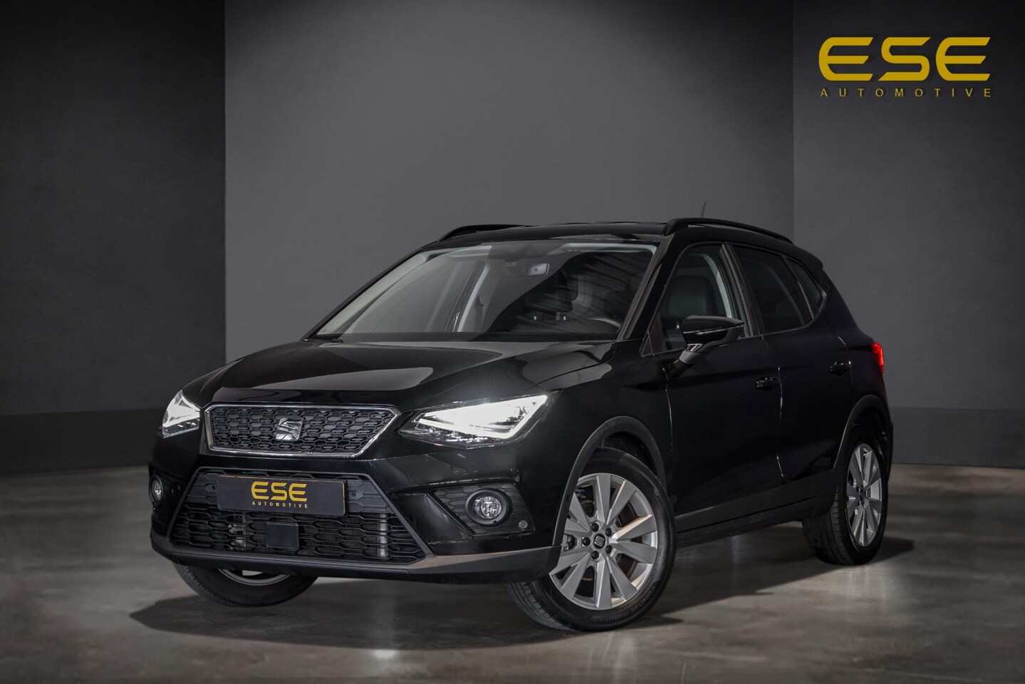 SEAT Arona - 1.0 TSI Style Business Intense | Carplay | Digital Dash | Automaat | Navigatie | Camera - AutoWereld.nl
