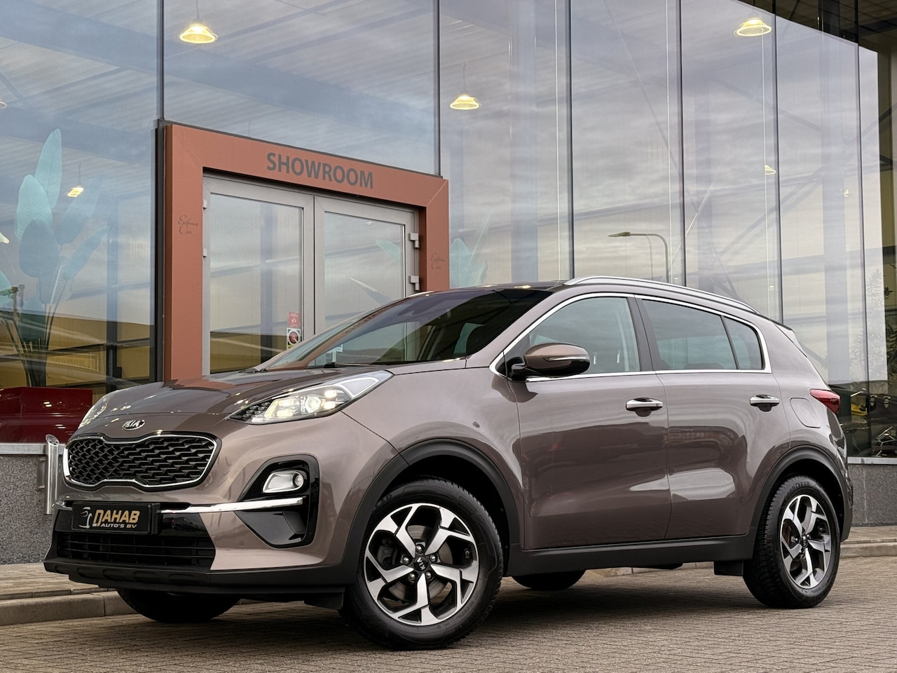 Kia Sportage - 1.6 GDI DynamicPlusLine | V+A Stoel/Stuur verwarming | JBL | Achteruitrijcamera | Cruise | - AutoWereld.nl