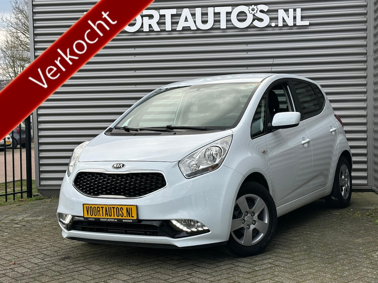 Kia Venga - 1.6 CVVT Dynamic PLusLine AUTOMAAT | NAVI | CAMERA | TREKHAAK | PDC | ECC AIRCO | - AutoWereld.nl