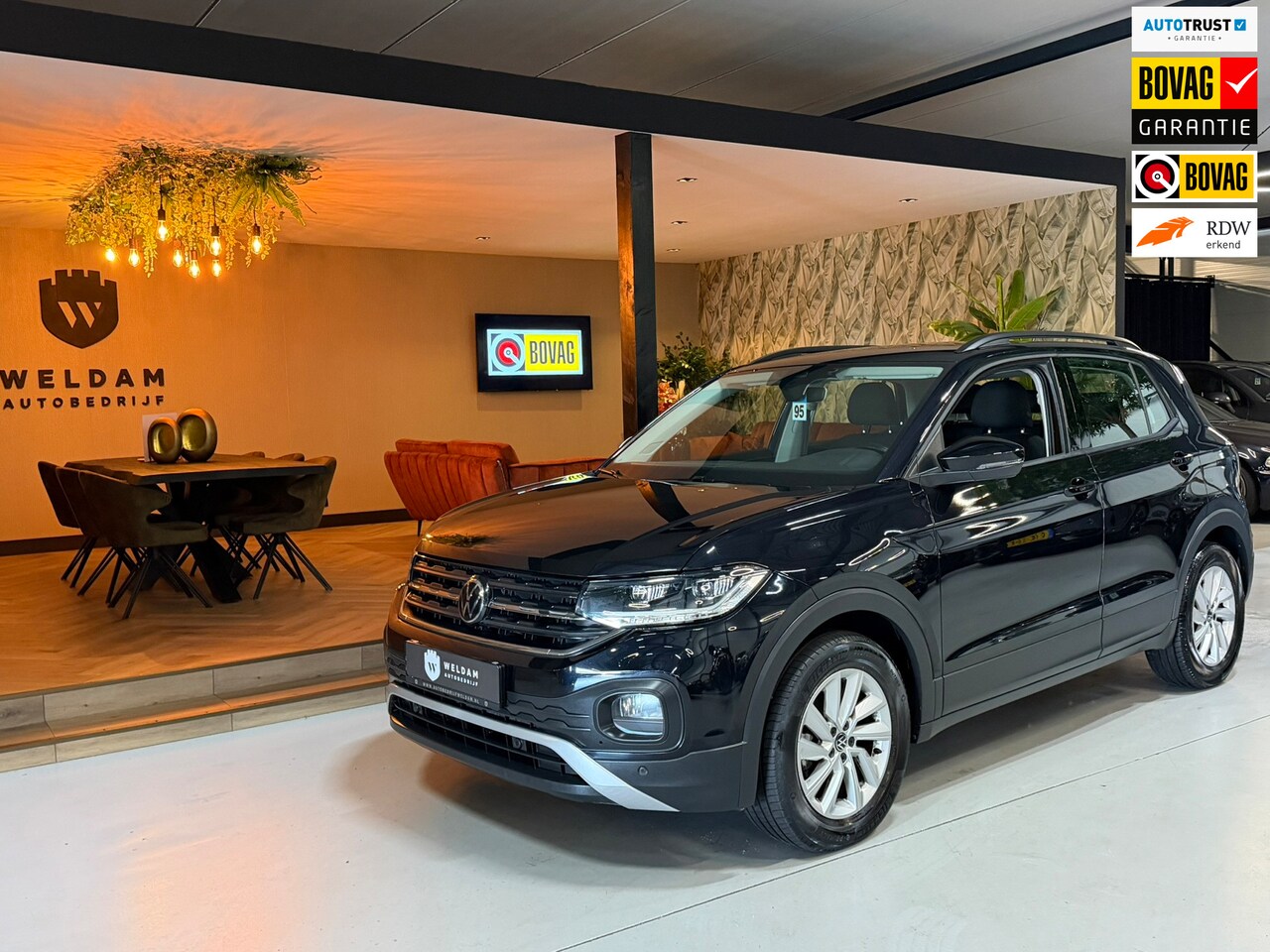 Volkswagen T-Cross - 1.0 TSI Style | Automaat | Digitale Cockpit | CarPlay | Stoelverwarming | Trekhaak | LED | - AutoWereld.nl