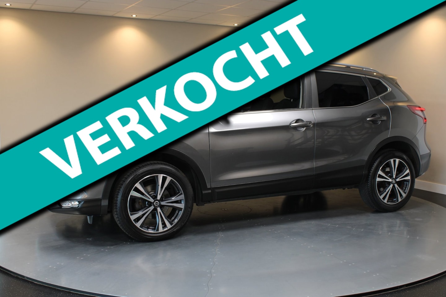 Nissan Qashqai - 1.2 N-Connecta *All-seasons* Pano|360' Camera|Cruise|Navi|DAB|PDC|NAP - AutoWereld.nl