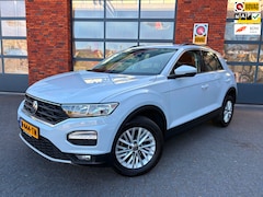 Volkswagen T-Roc - 1.0 TSI Style | Apple CarPlay | Adaptieve cruise control