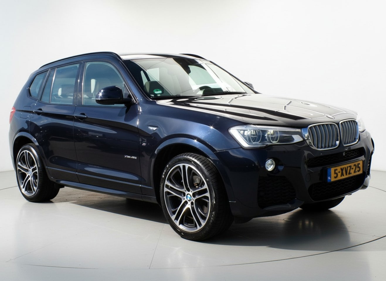 BMW X3 - XDrive35i High Executive M-Sport/Pano/Camera/Leer/Xenon!! - AutoWereld.nl